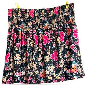 S H E I N Black/Pink/White Floral Print Sleeveless Bandeau Top, Size 2XL, GUC.